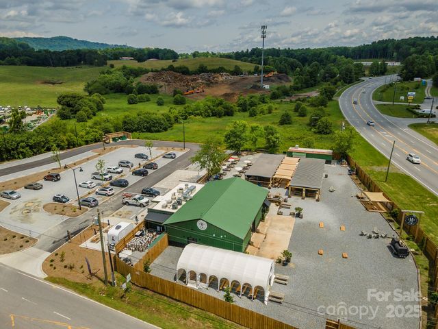 99999 Mills River Way 108, Horse Shoe, NC 28742