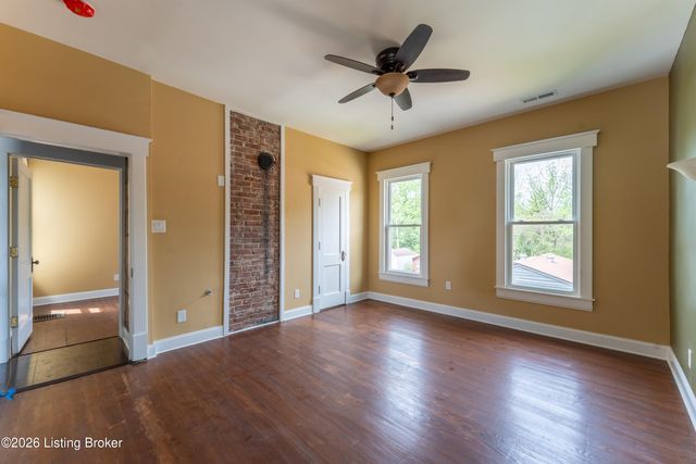 1097 E Kentucky St, Louisville, KY 40204