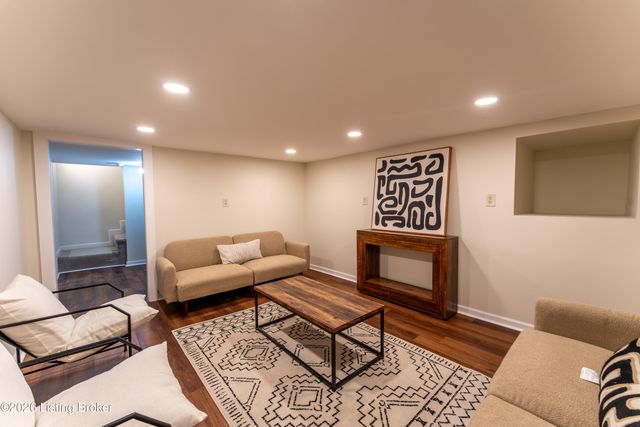 1097 E Kentucky St, Louisville, KY 40204