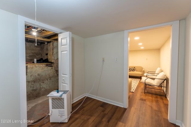 1097 E Kentucky St, Louisville, KY 40204