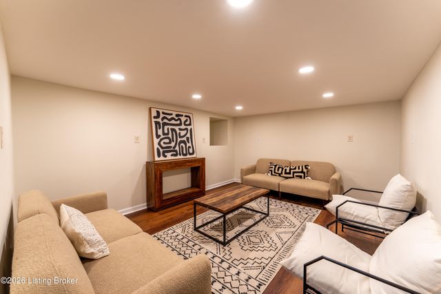 1097 E Kentucky St, Louisville, KY 40204