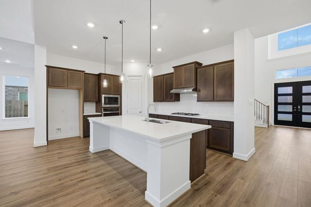 9210 Heckenberg Arbor Lane, Cypress, TX 77433