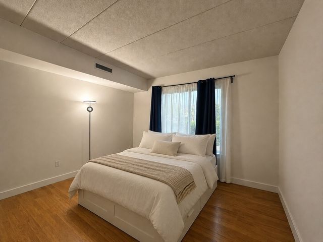 170 Gore Street 107, Cambridge, MA 02141