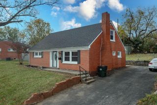 403 Creekview Drive, Paris, KY 40361