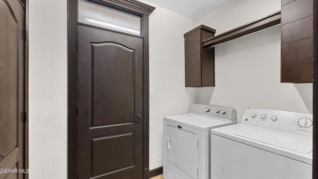 4540 N STANTON Street, El Paso, TX 79902