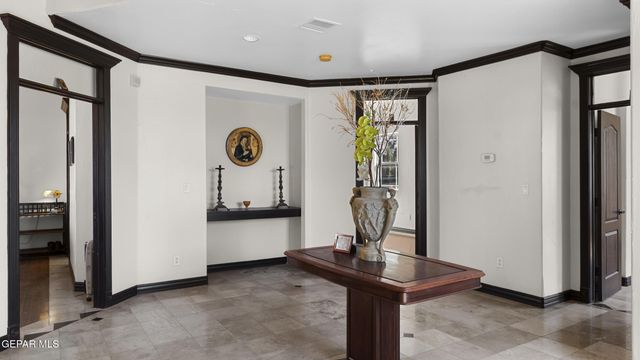 4540 N STANTON Street, El Paso, TX 79902