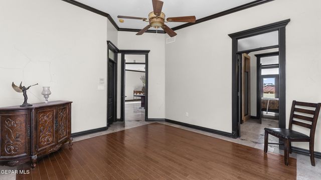 4540 N STANTON Street, El Paso, TX 79902