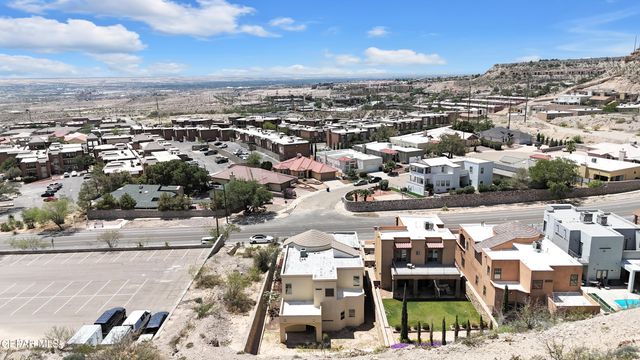 4540 N STANTON Street, El Paso, TX 79902