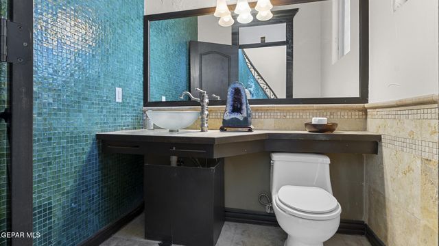 4540 N STANTON Street, El Paso, TX 79902