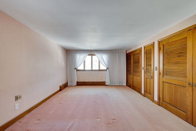 35 Hollywood Rd, Winchester, MA 01890