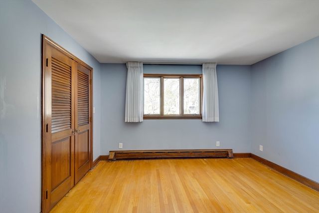 35 Hollywood Rd, Winchester, MA 01890