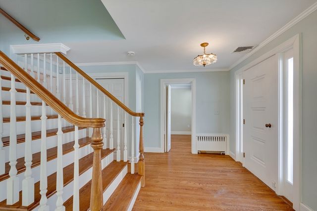 35 Hollywood Rd, Winchester, MA 01890