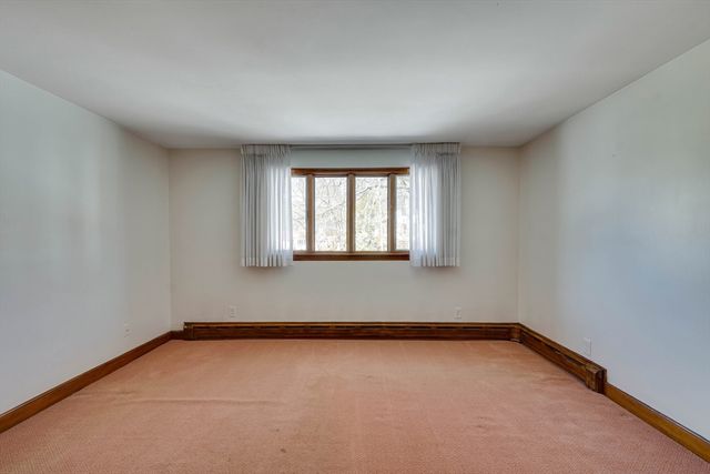 35 Hollywood Rd, Winchester, MA 01890