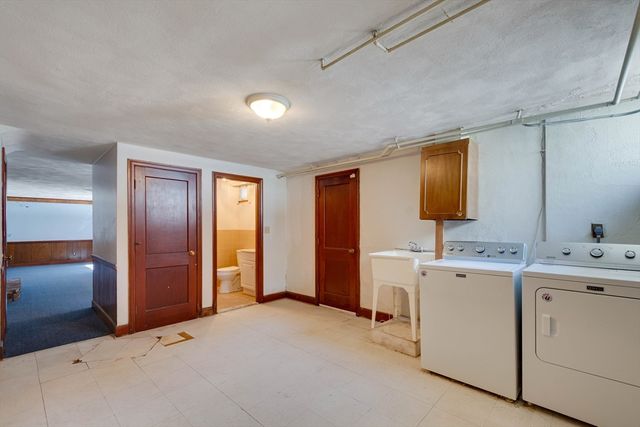 35 Hollywood Rd, Winchester, MA 01890