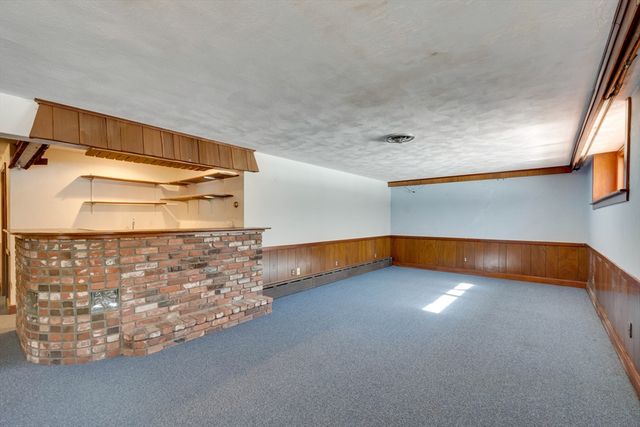 35 Hollywood Rd, Winchester, MA 01890