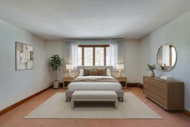 35 Hollywood Rd, Winchester, MA 01890