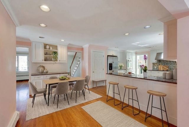 35 Hollywood Rd, Winchester, MA 01890