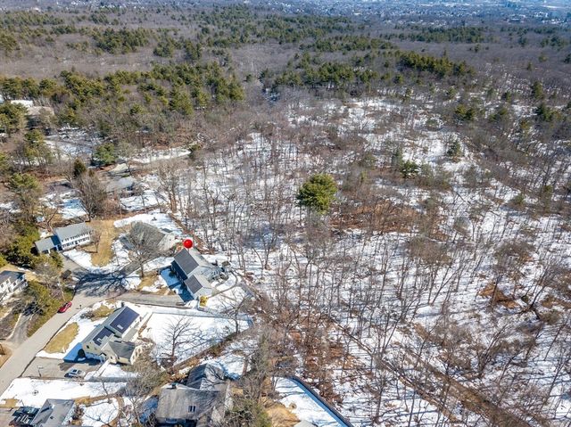 35 Hollywood Rd, Winchester, MA 01890