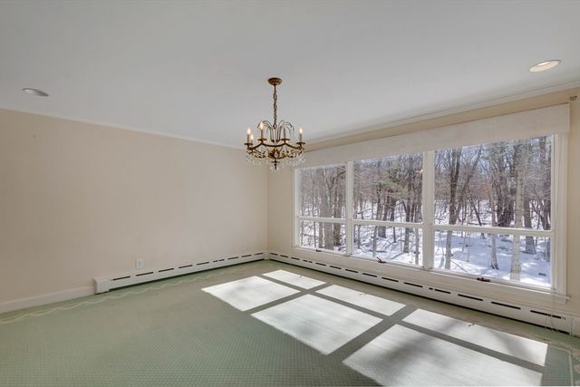 35 Hollywood Rd, Winchester, MA 01890