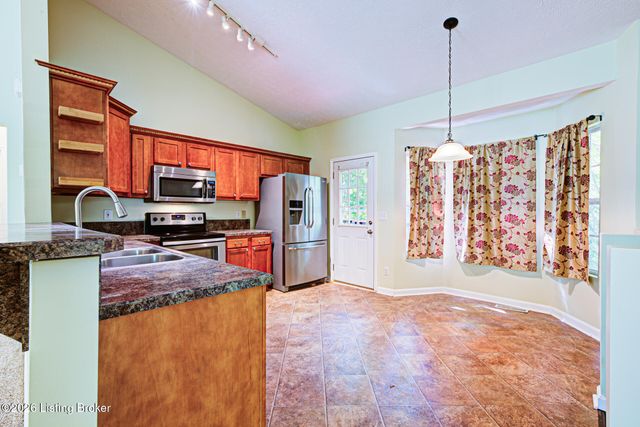 499 Overlook Acres, Brooks, KY 40109