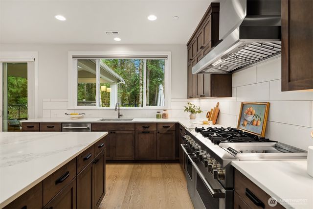 23959 NE 25th Street, Sammamish, WA 98074