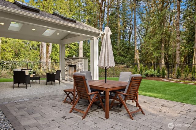 23959 NE 25th Street, Sammamish, WA 98074