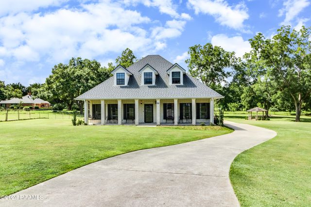 123 Cypress Drive, Opelousas, LA 70570
