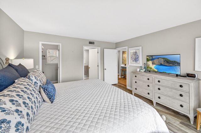 900 Harbour Point Lane 900, Miramar Beach, FL 32550