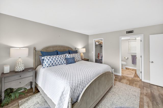 900 Harbour Point Lane 900, Miramar Beach, FL 32550