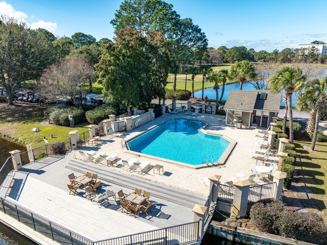 900 Harbour Point Lane 900, Miramar Beach, FL 32550