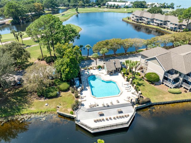900 Harbour Point Lane 900, Miramar Beach, FL 32550