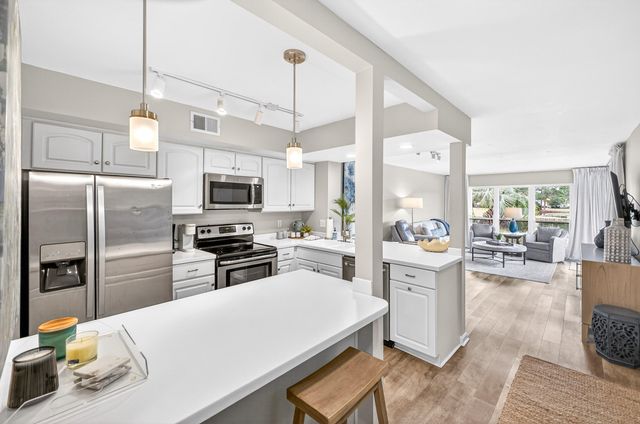 900 Harbour Point Lane 900, Miramar Beach, FL 32550