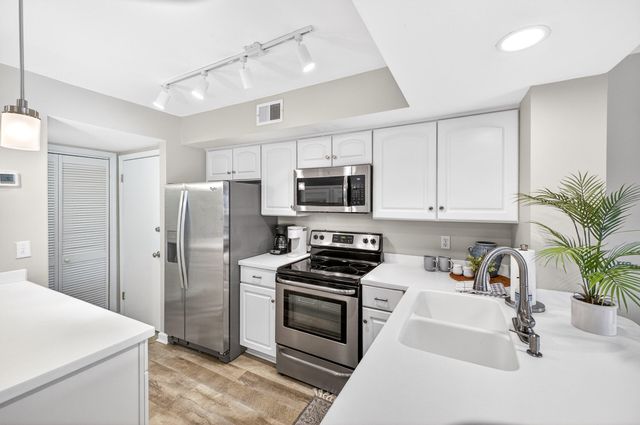 900 Harbour Point Lane 900, Miramar Beach, FL 32550