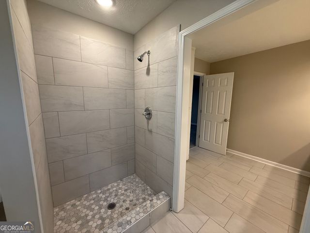185 Melanie Lane, Fayetteville, GA 30214