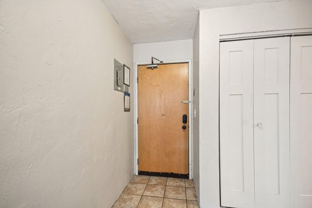 2525 3rd Avenue S 3, Minneapolis, MN 55404