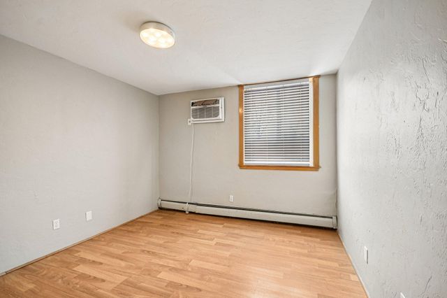 2525 3rd Avenue S 3, Minneapolis, MN 55404