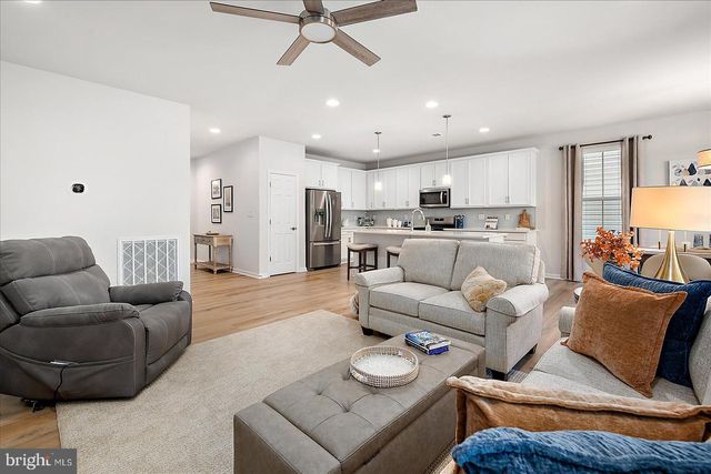 9 LINKS DR, Bridgeville, DE 19933