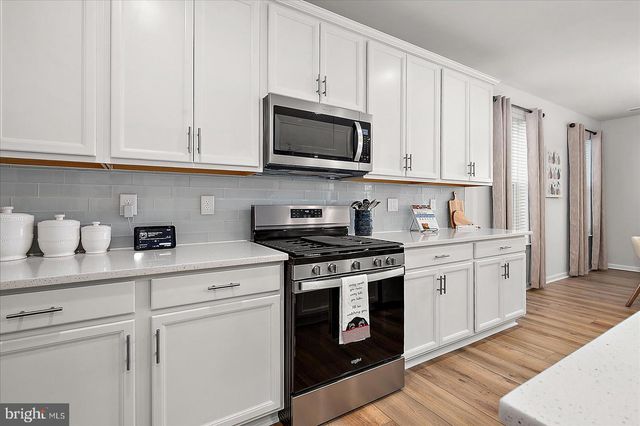 9 LINKS DR, Bridgeville, DE 19933