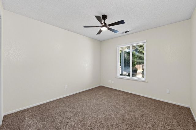 6662 N Brunswick Avenue, Fresno, CA 93722