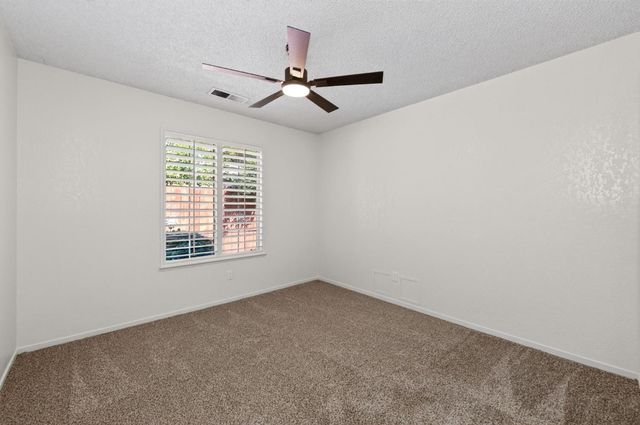 6662 N Brunswick Avenue, Fresno, CA 93722