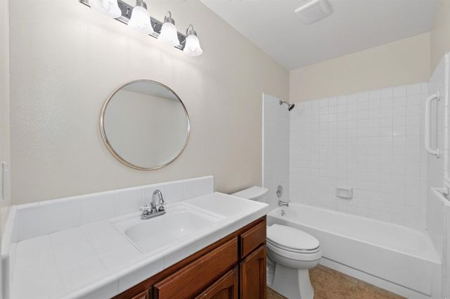 6662 N Brunswick Avenue, Fresno, CA 93722
