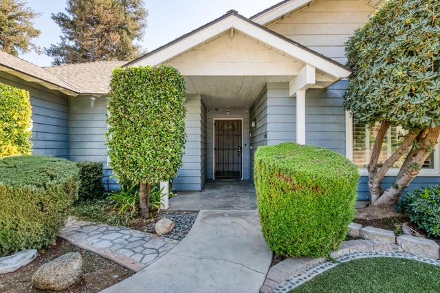 6662 N Brunswick Avenue, Fresno, CA 93722