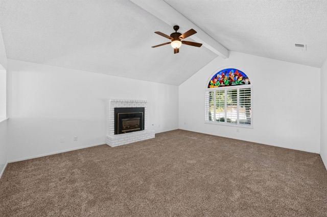6662 N Brunswick Avenue, Fresno, CA 93722