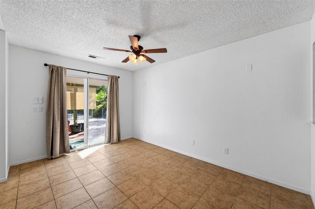 6662 N Brunswick Avenue, Fresno, CA 93722