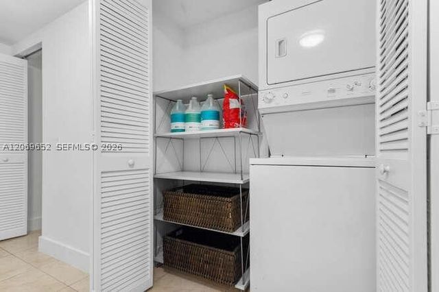 41 SE 5th St 308, Miami, FL 33131