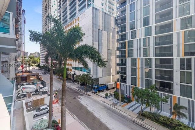 41 SE 5th St 308, Miami, FL 33131