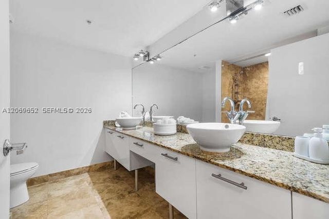 41 SE 5th St 308, Miami, FL 33131