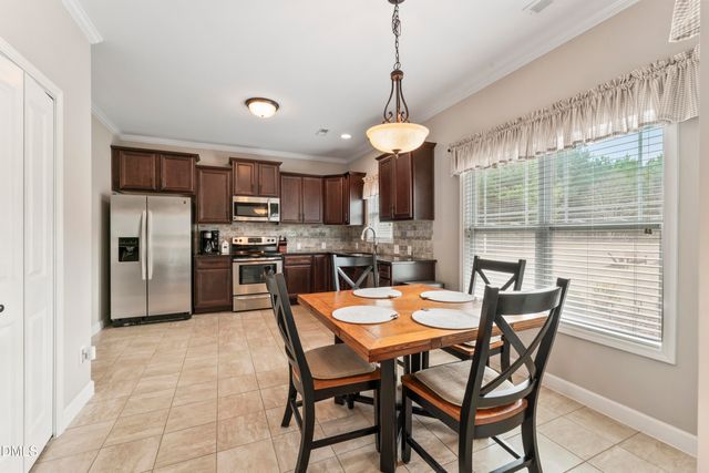 16 Gwendolyn Way, Fuquay Varina, NC 27526