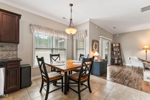 16 Gwendolyn Way, Fuquay Varina, NC 27526