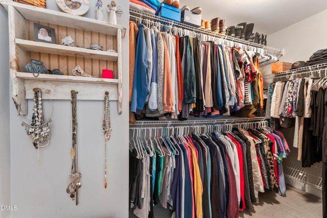 16 Gwendolyn Way, Fuquay Varina, NC 27526